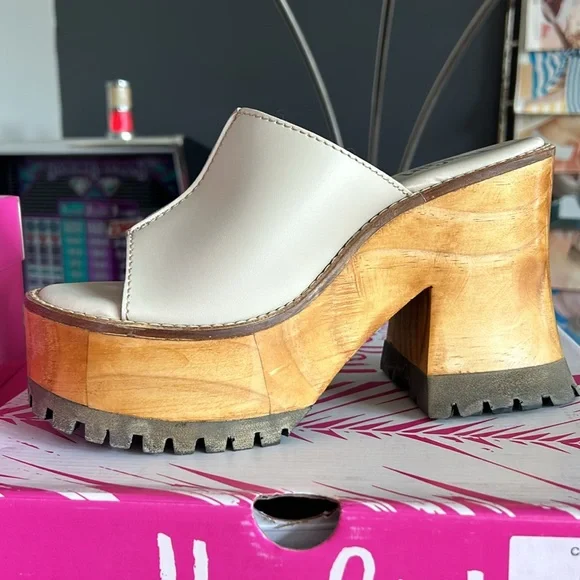 Hey Girl by Corky’s Block Party Sandals - Picture 4 of 5